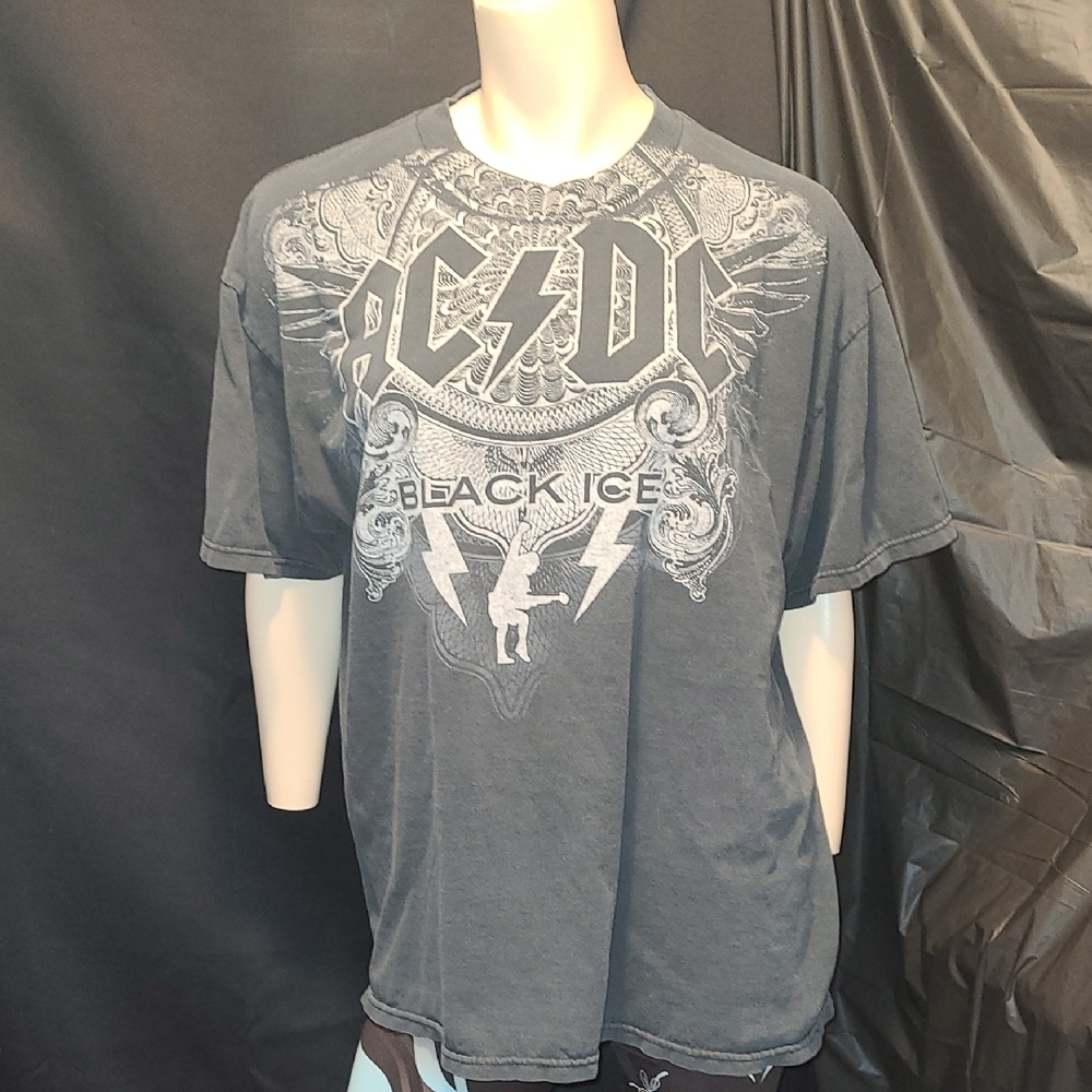 AC/DC Black Graphic T-Shirt By Alstyle Sizw Lg No Tags See Desc.